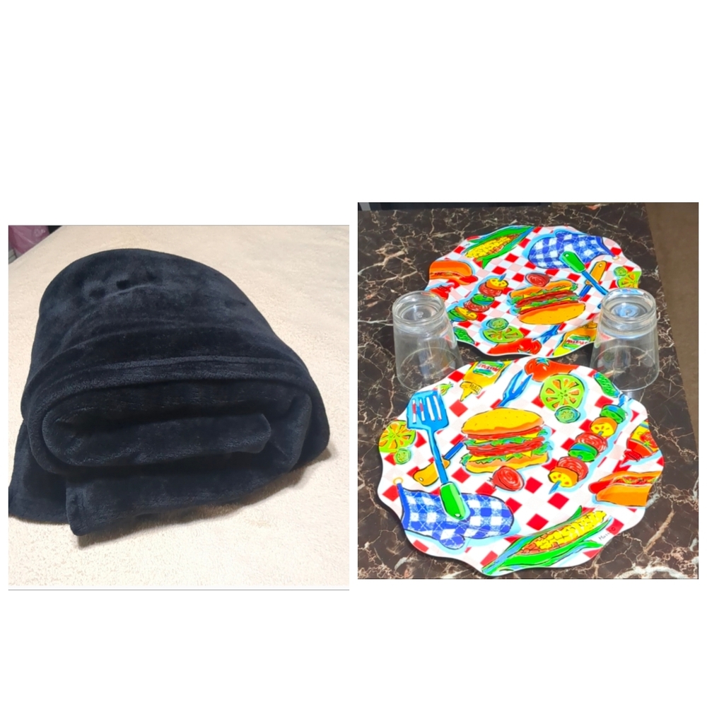 Set Of 2 Large Burger Platter Serving Plates + FREE THROW BLANKET!!!!